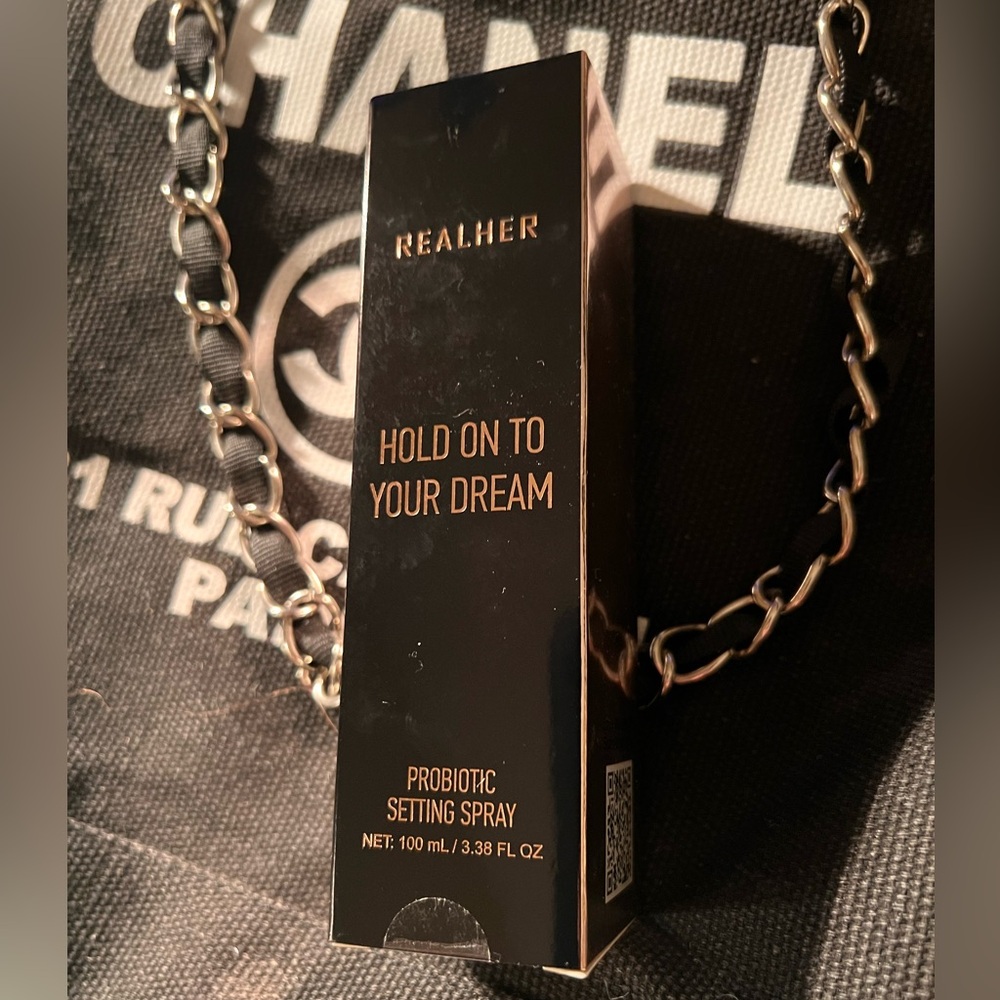 RealHer Hold On To Your Dream Probiotic Setting Spray 100mL/3.38 Fl. Oz. New
